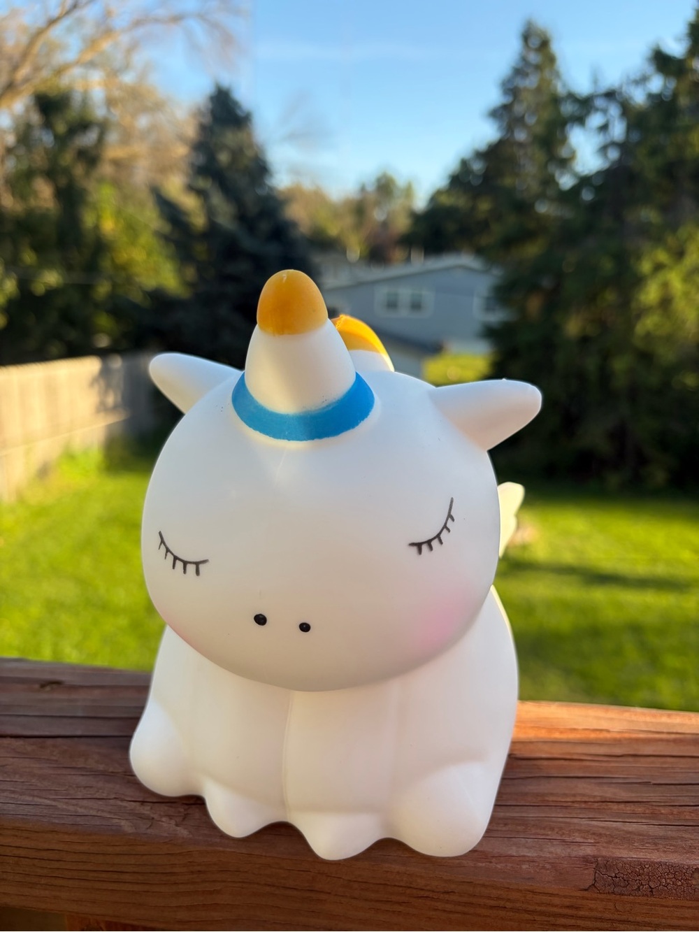 White squish unicorn ASMR soft